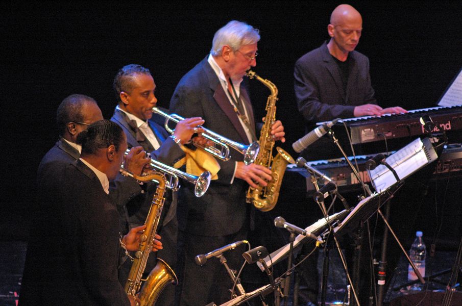 07 The Temptations Revue feat. Damon Harris