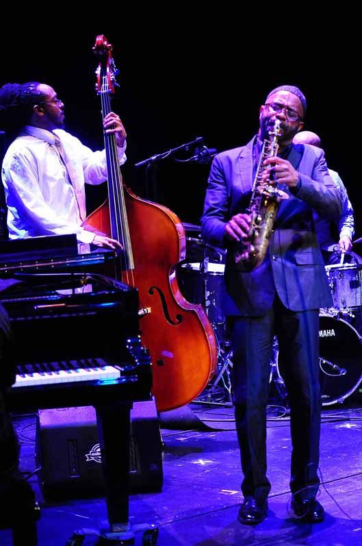 16 Kenny Garrett