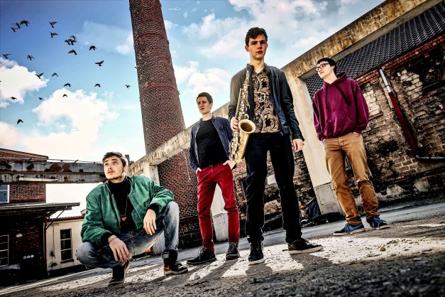 Jakob Manz Project by Thomas Kiel